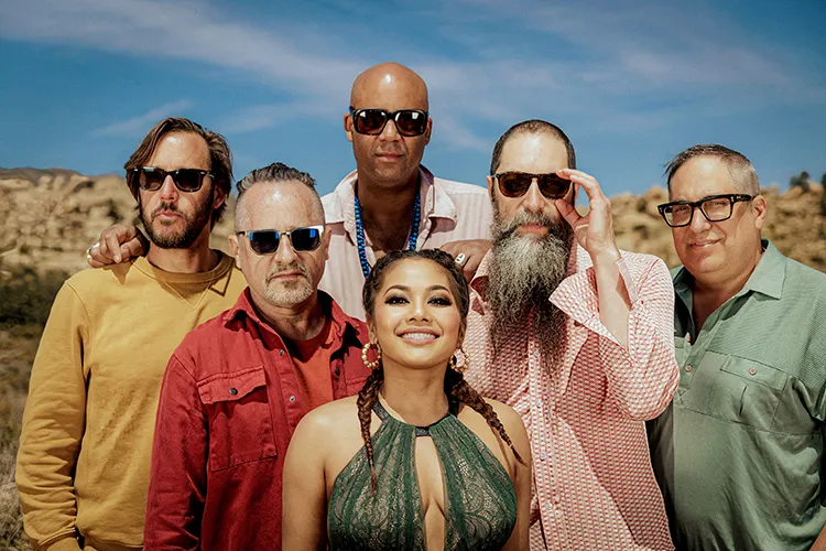 Dengue Fever band photo
